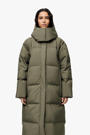 Stranda down coat
