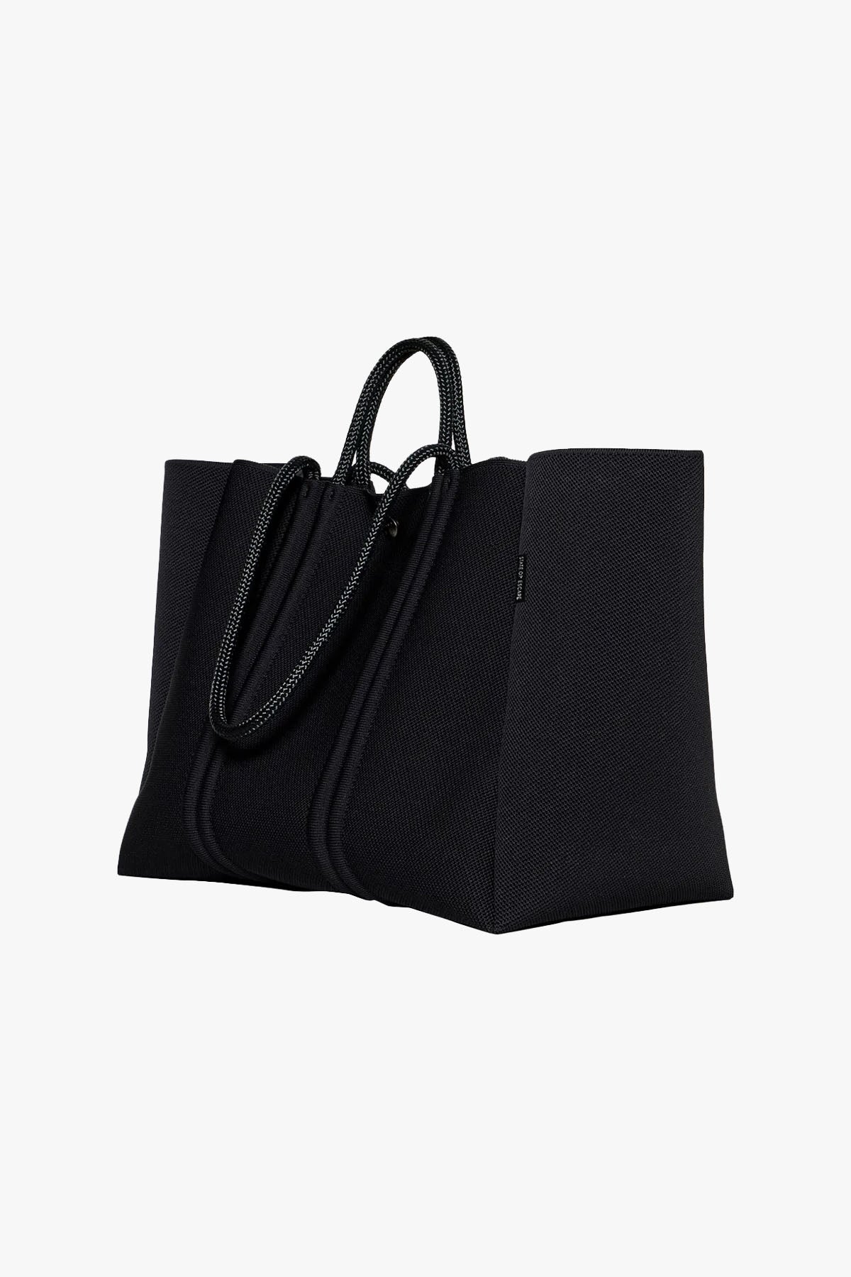 State Of Escape - Shop at Moniker Sport Oslo