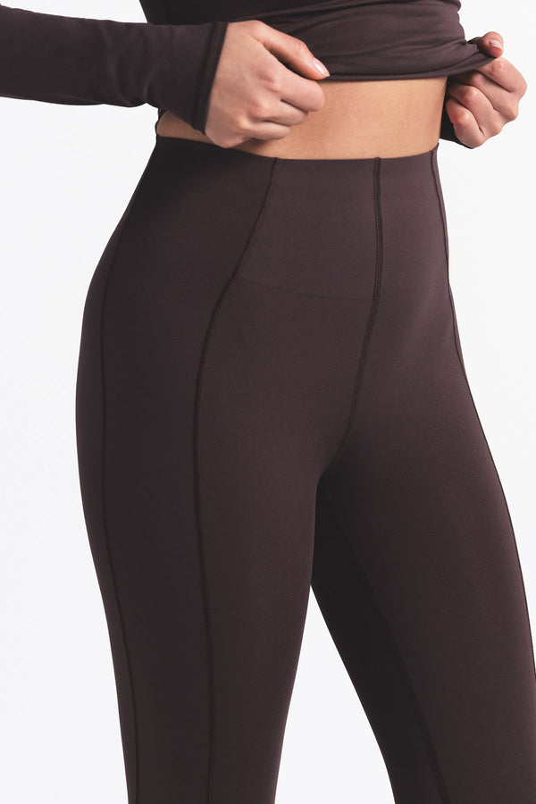 TNF X SKIMS W REFINA LEGGING