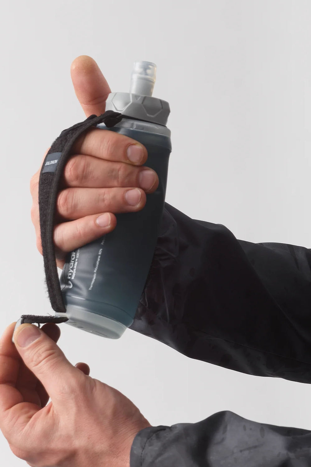 ACTIVE HANDHELD FLASK