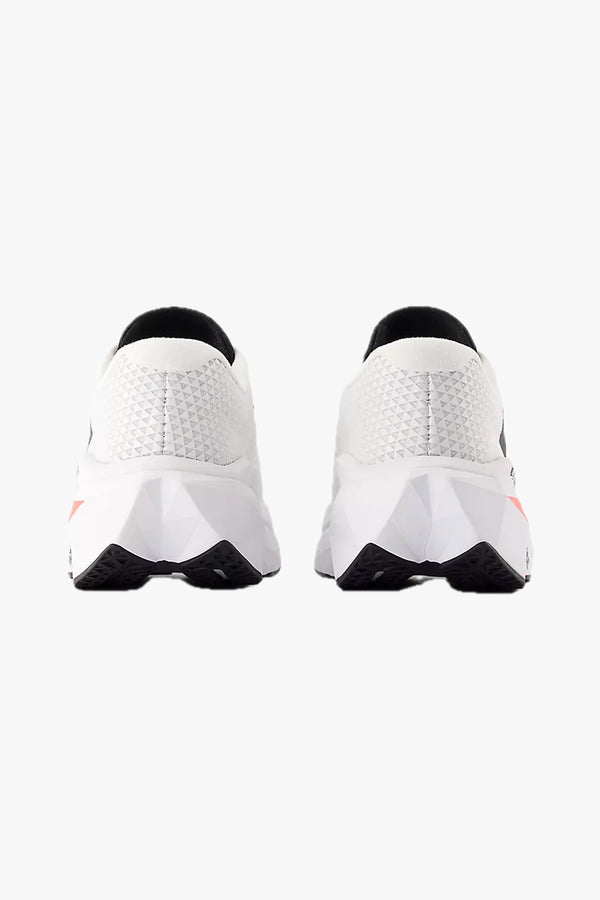 New Balance FuelCell SuperComp Trainer v3