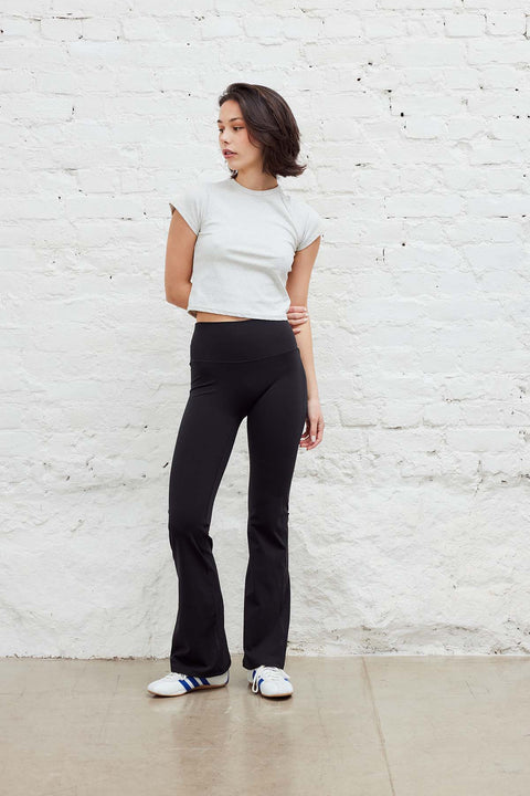 Ribbed Cropped Tee