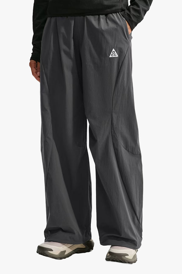 ACG High Stakes Women's Loose Fit Hiking Pants