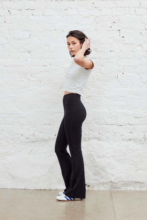 Ribbed Cropped Tee