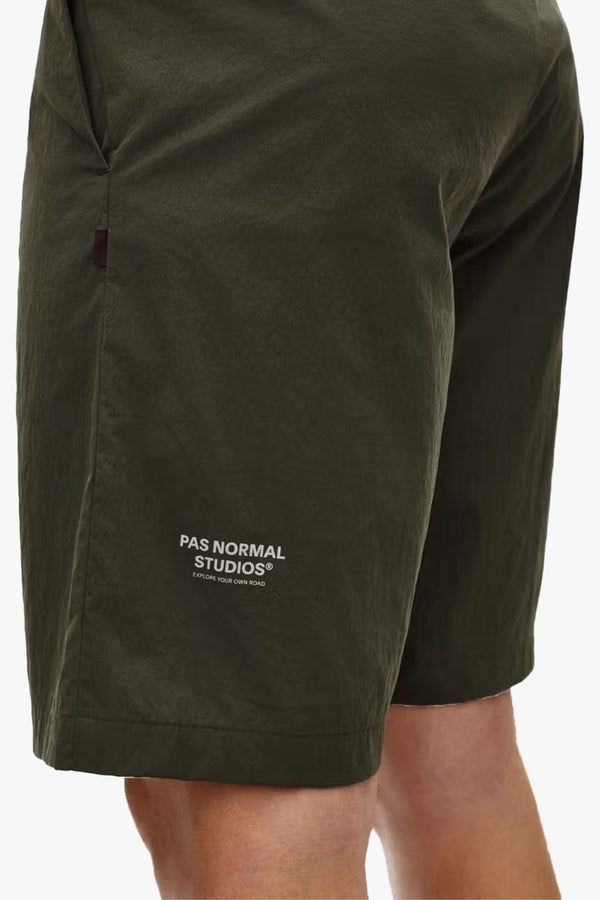 Off-Race Light Tech Shorts