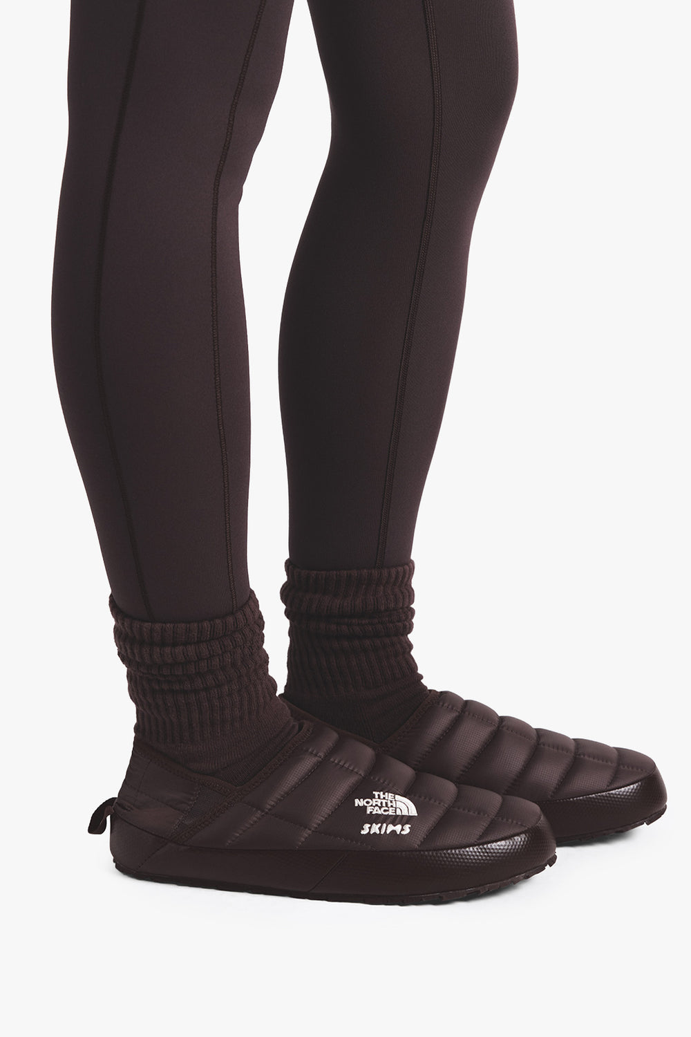 TNF X SKIMS THERMOBALL TRACTION MULE V