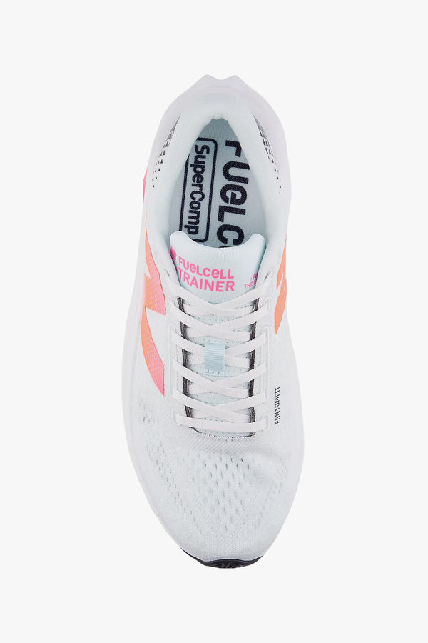 New Balance FuelCell SuperComp Trainer v3