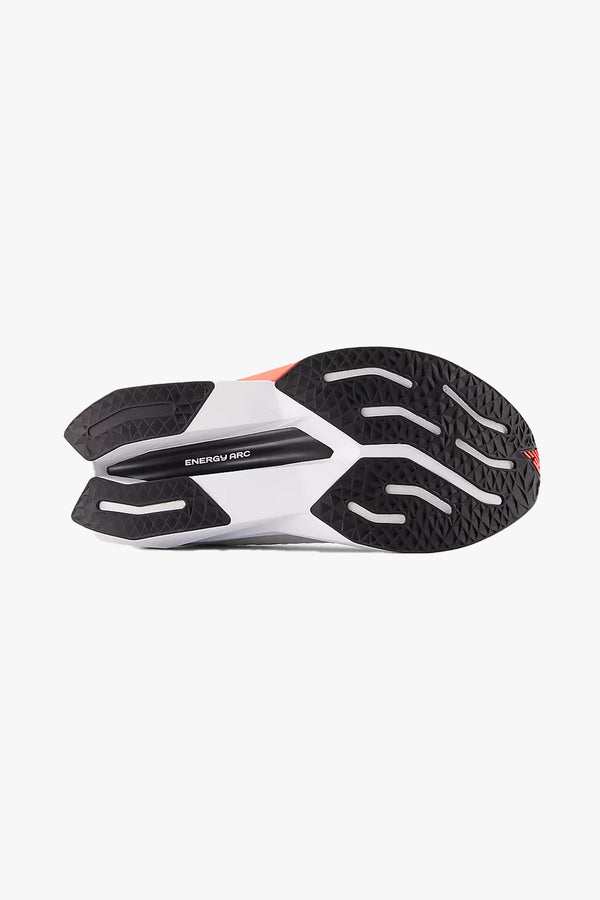 New Balance FuelCell SuperComp Trainer v3