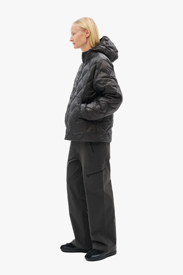 BASE LT DOWN HOODED JACKET
