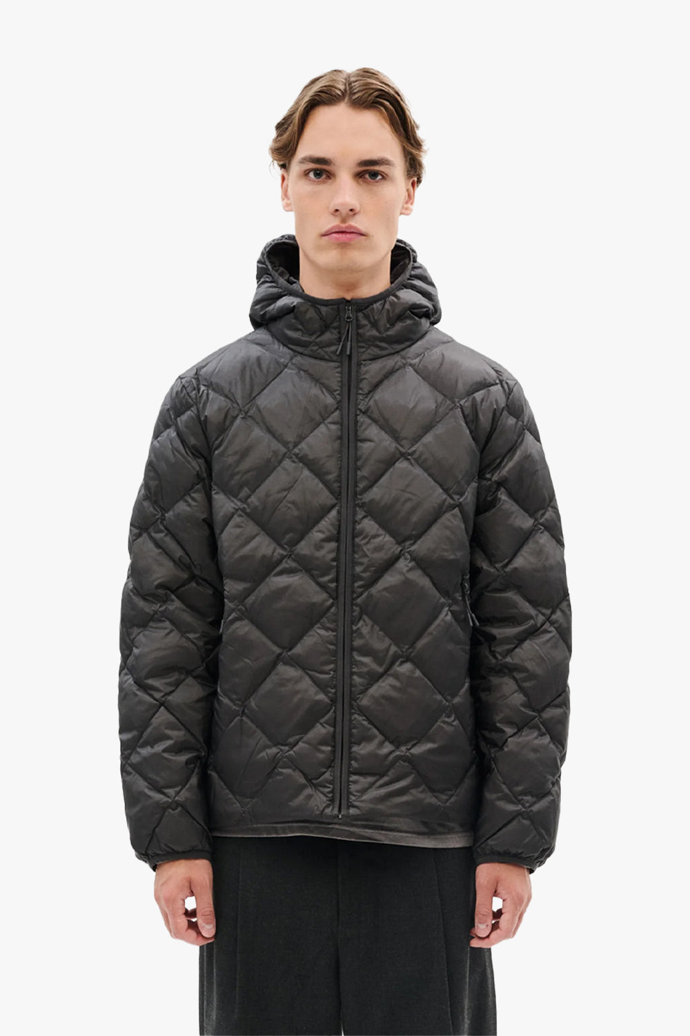 BASE LT DOWN HOODED JACKET