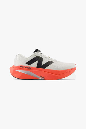 New Balance FuelCell SuperComp Trainer v3