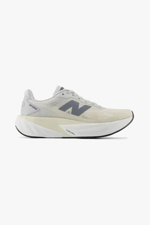 New Balance FuelCell Rebel v5