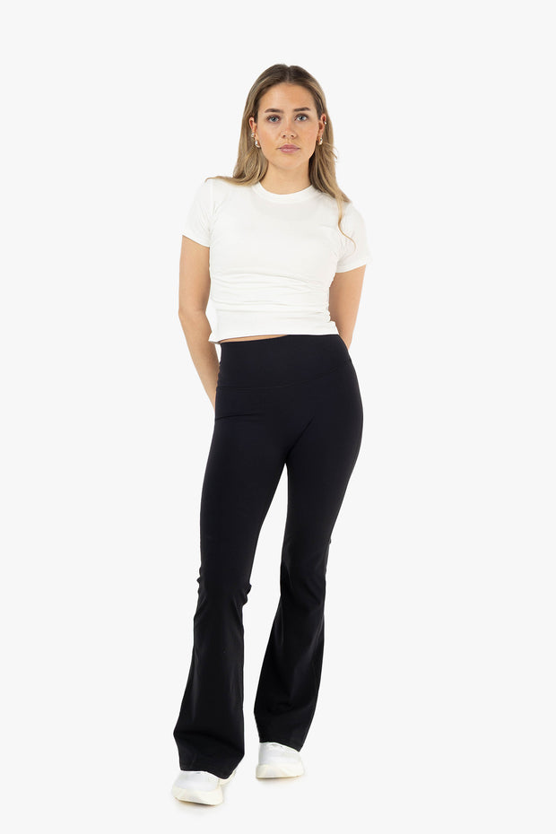 Ribbed Cropped Tee