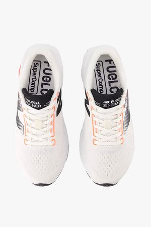 New Balance FuelCell SuperComp Trainer v3