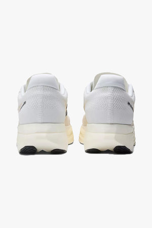 New Balance FuelCell SuperComp Elite v5