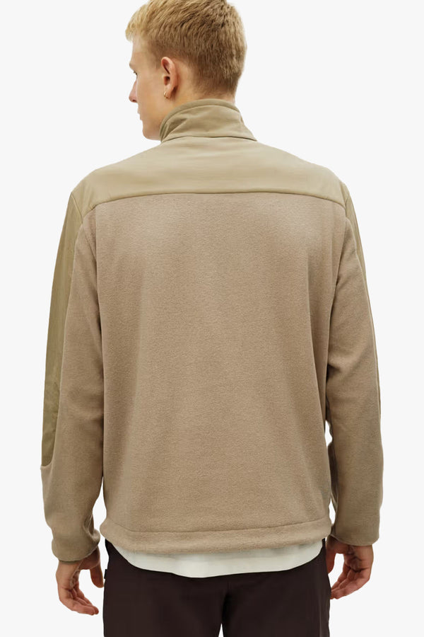 Off-Race Light Fleece Half-Zip