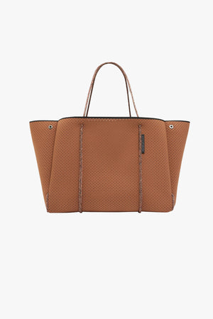 Escape tote in saddle