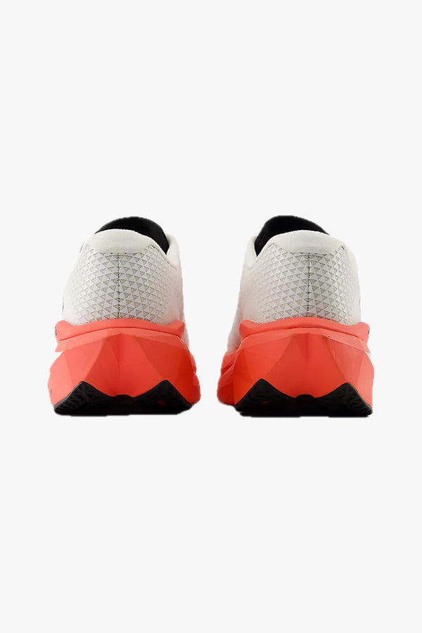 New Balance FuelCell SuperComp Trainer v3